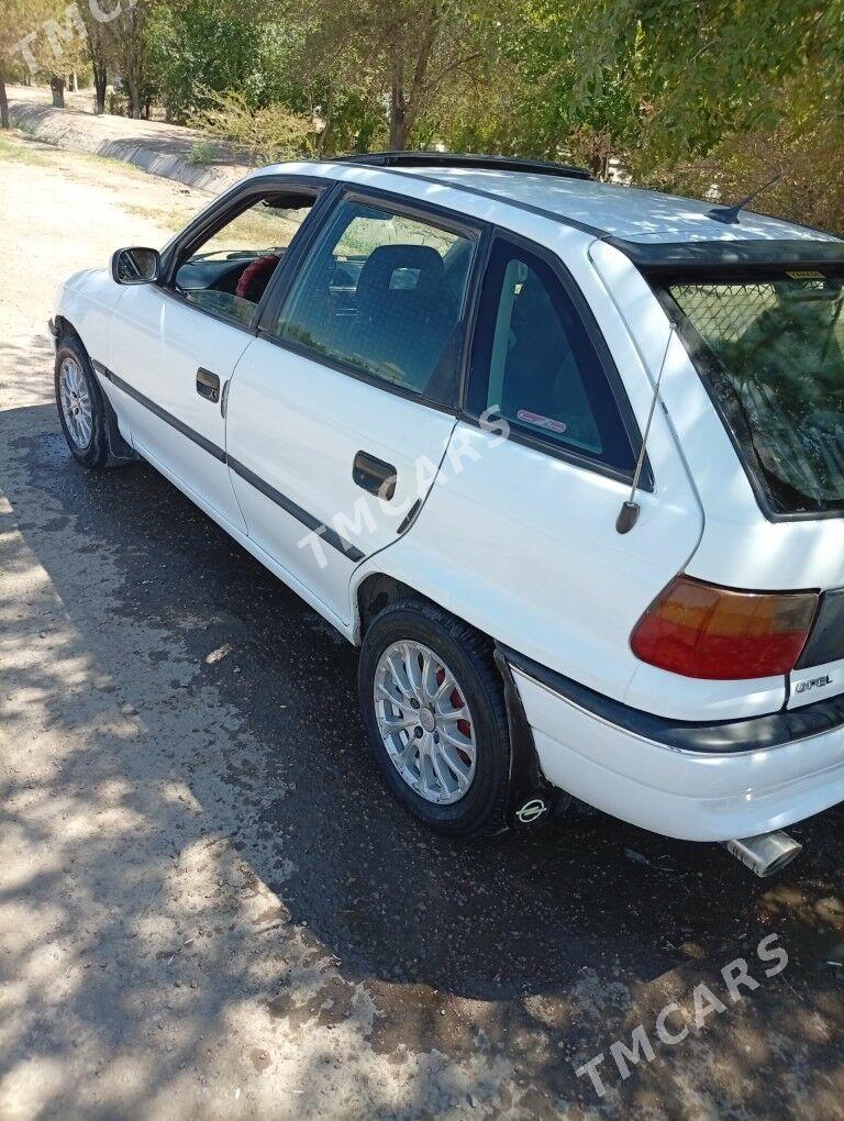 Opel Astra 1996 - 32 000 TMT - Дашогуз - img 4