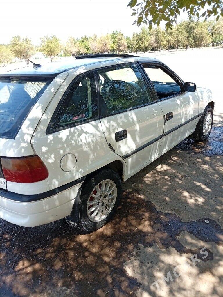 Opel Astra 1996 - 32 000 TMT - Дашогуз - img 3
