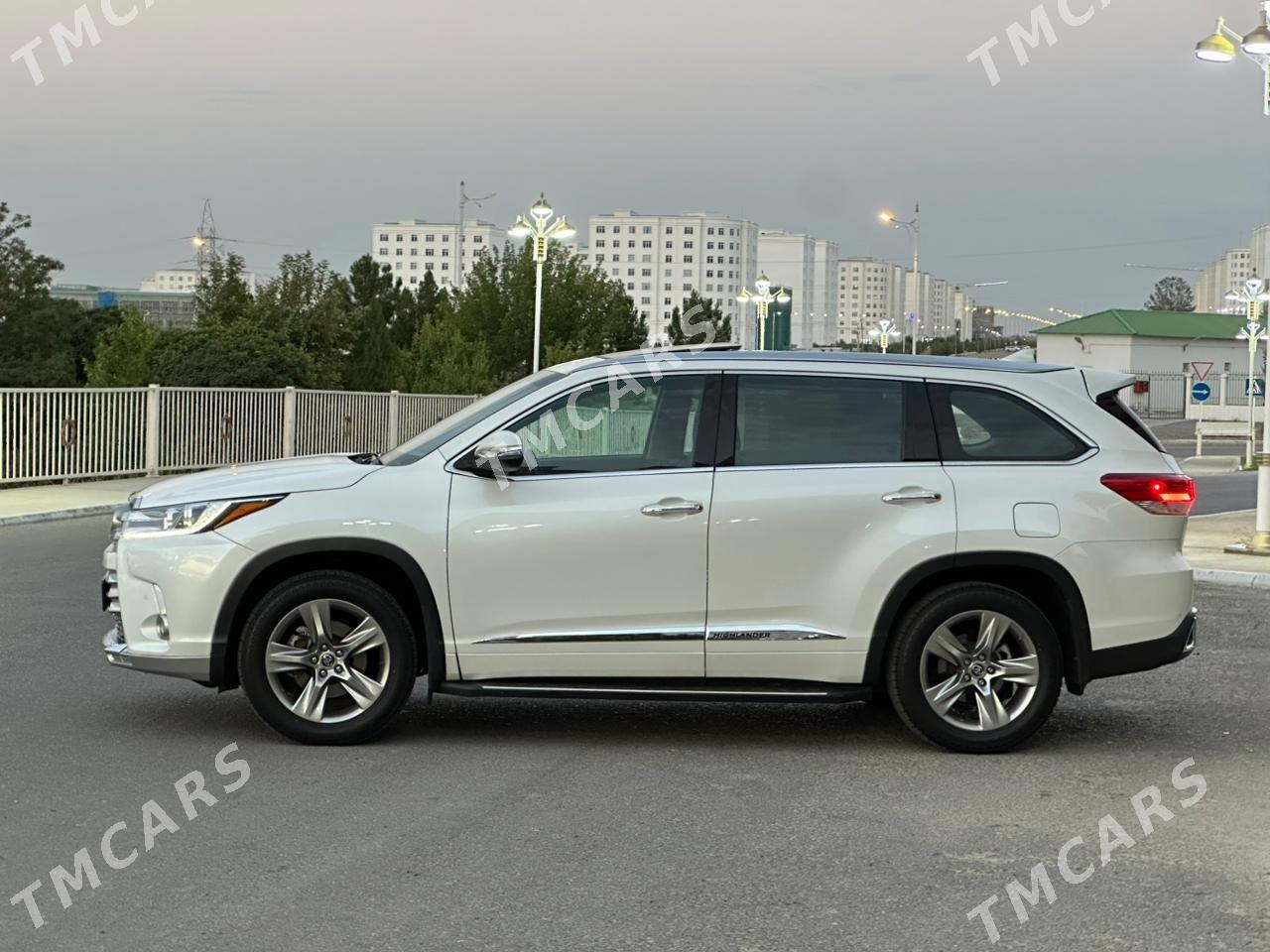Toyota Highlander 2017 - 490 000 TMT - Aşgabat - img 8