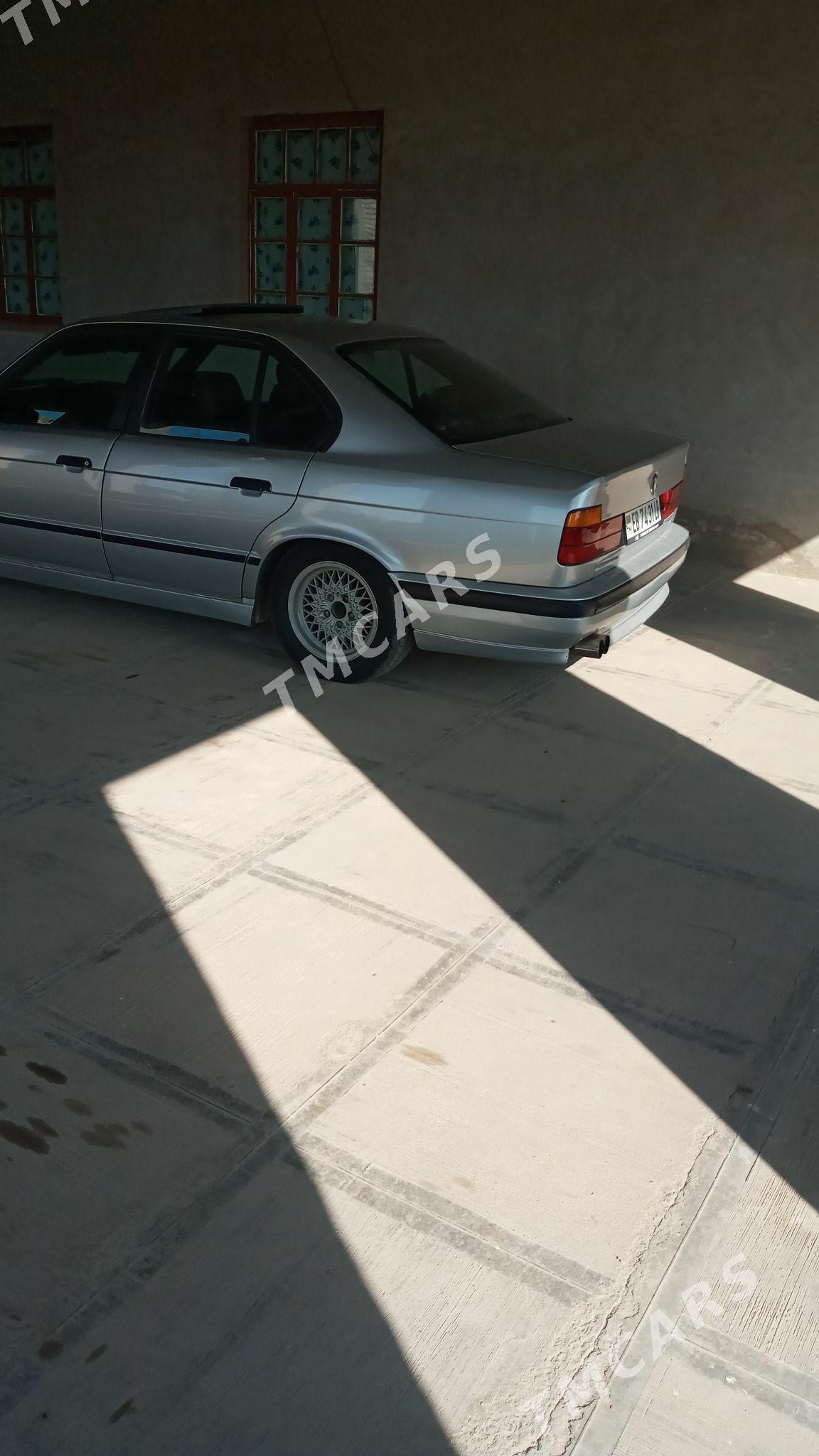 BMW E34 1994 - 55 000 TMT - Türkmenabat - img 2