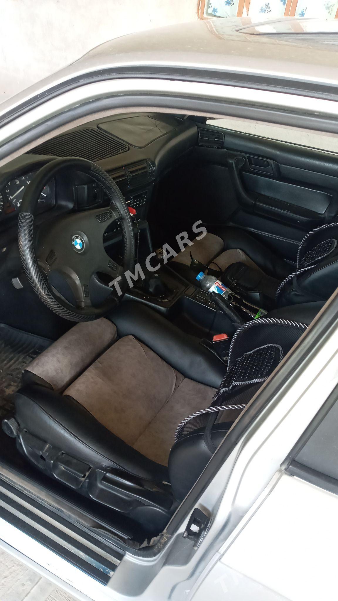 BMW E34 1994 - 55 000 TMT - Türkmenabat - img 3