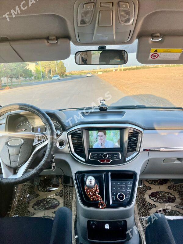 Toyota Hiace 2019 - 190 000 TMT - Aşgabat - img 2