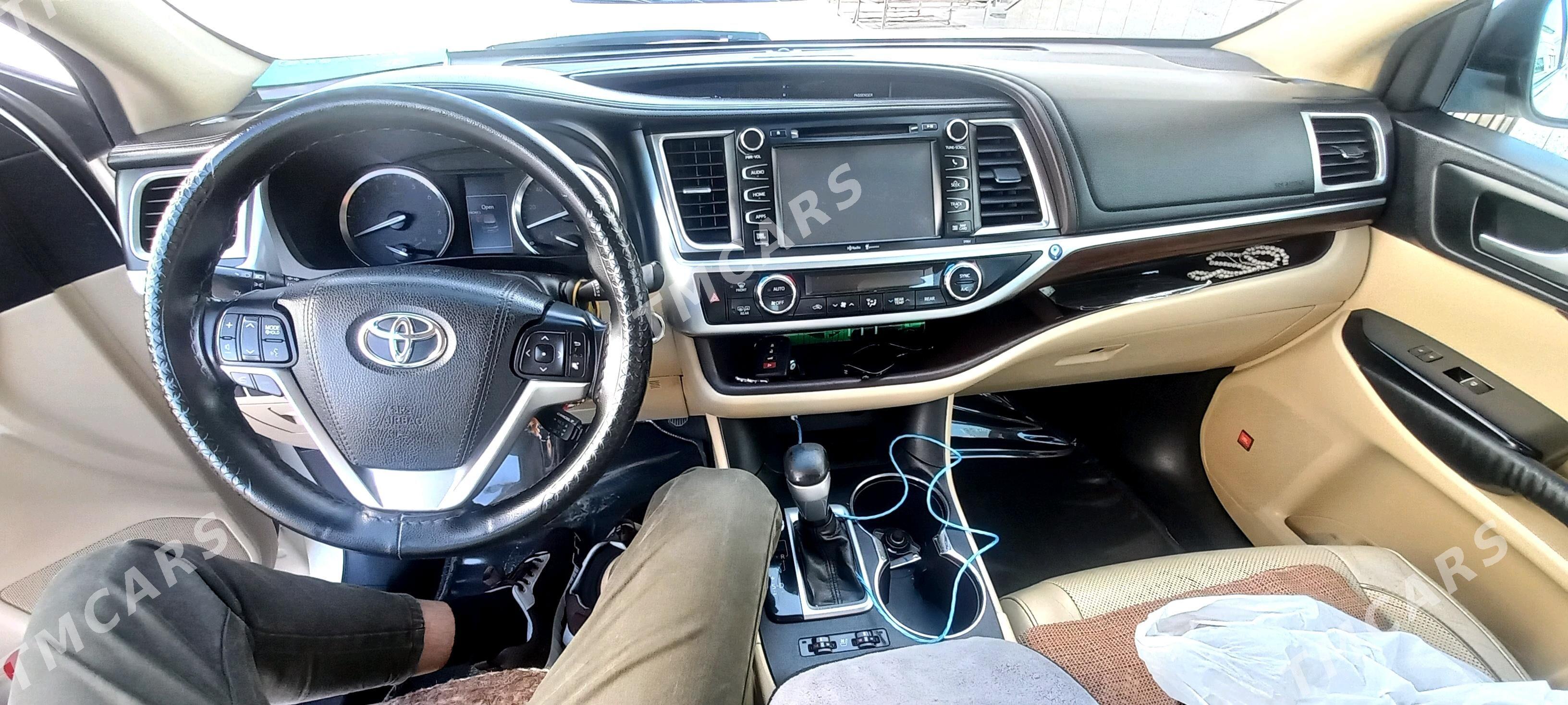 Toyota Highlander 2015 - 365 000 TMT - Aşgabat - img 7