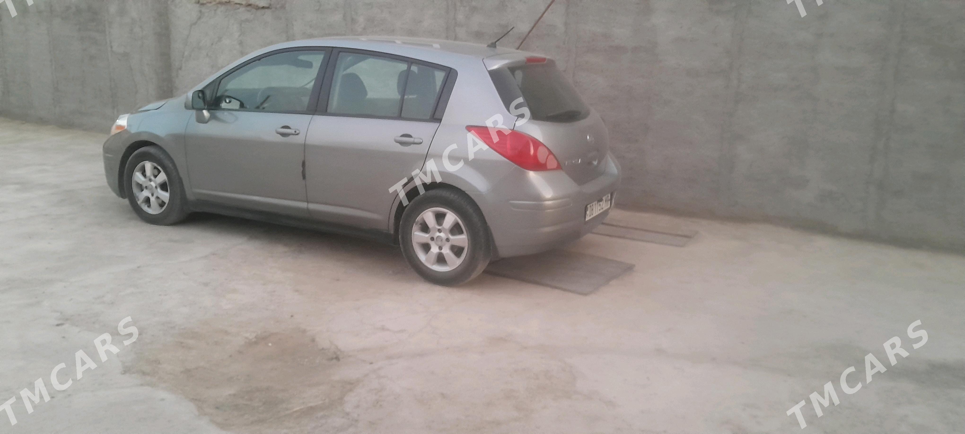 Nissan Versa 2009 - 100 000 TMT - Mary - img 6