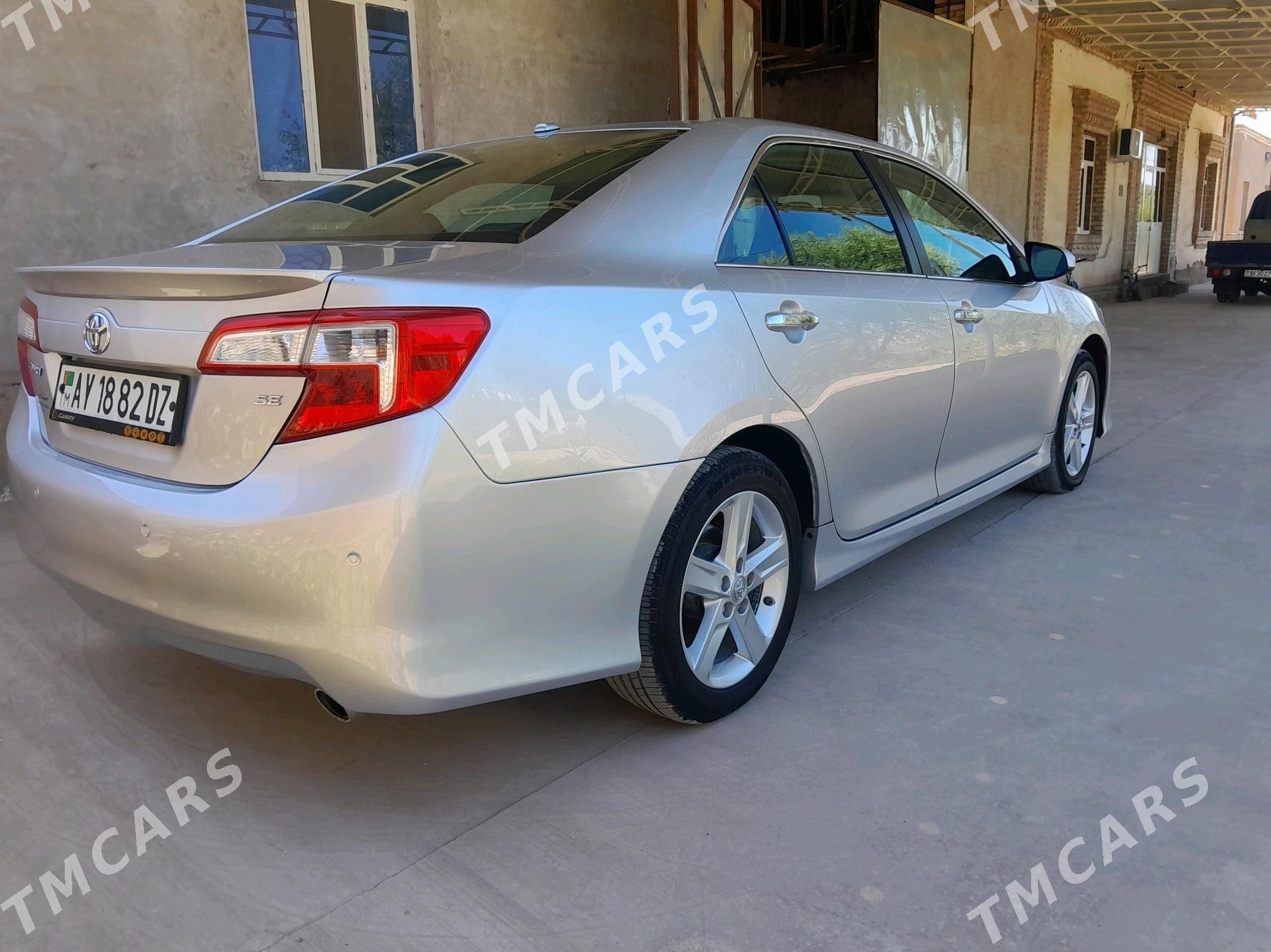 Toyota Camry 2012 - 230 000 TMT - Болдумсаз - img 2