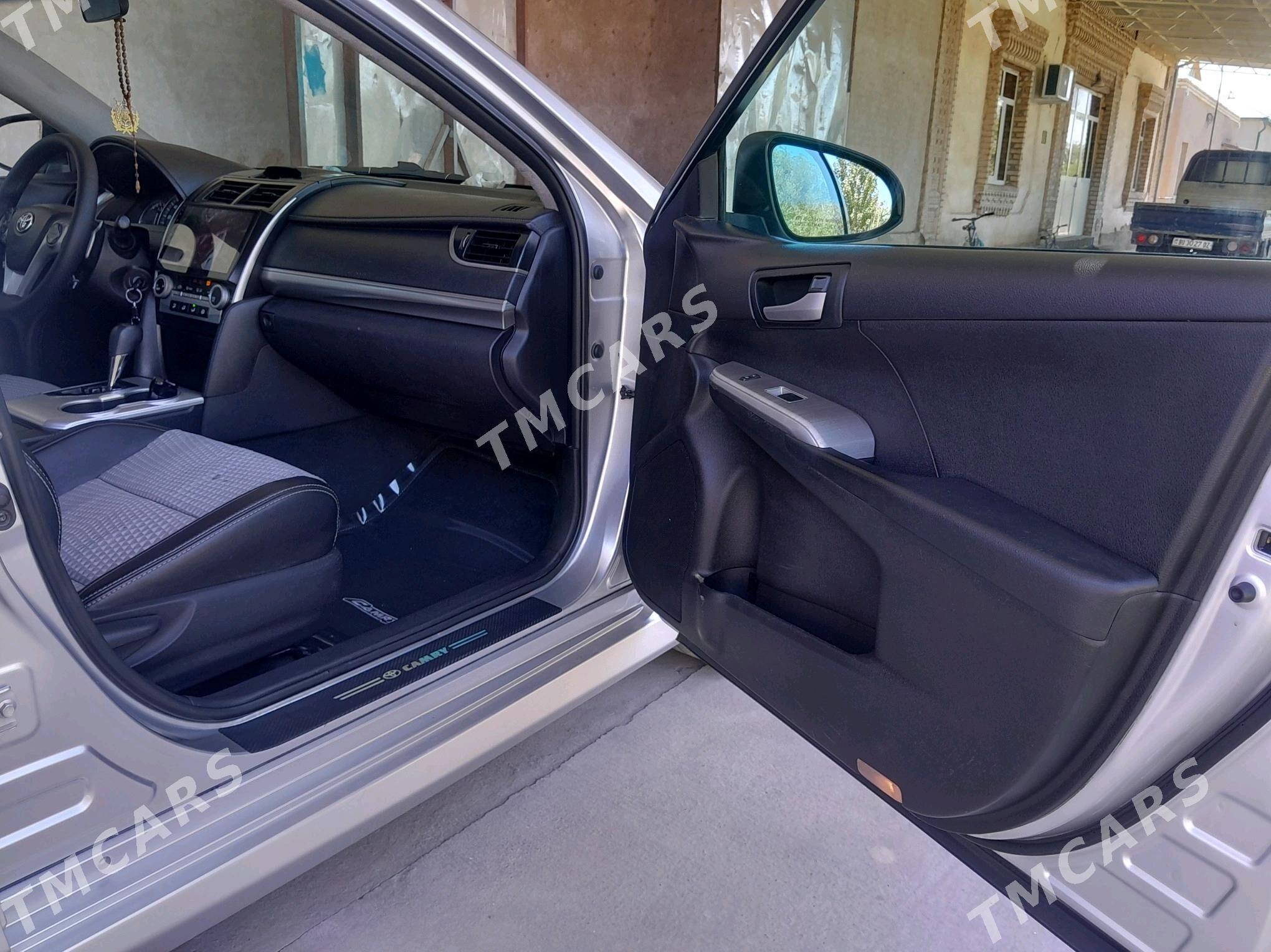Toyota Camry 2012 - 230 000 TMT - Болдумсаз - img 7