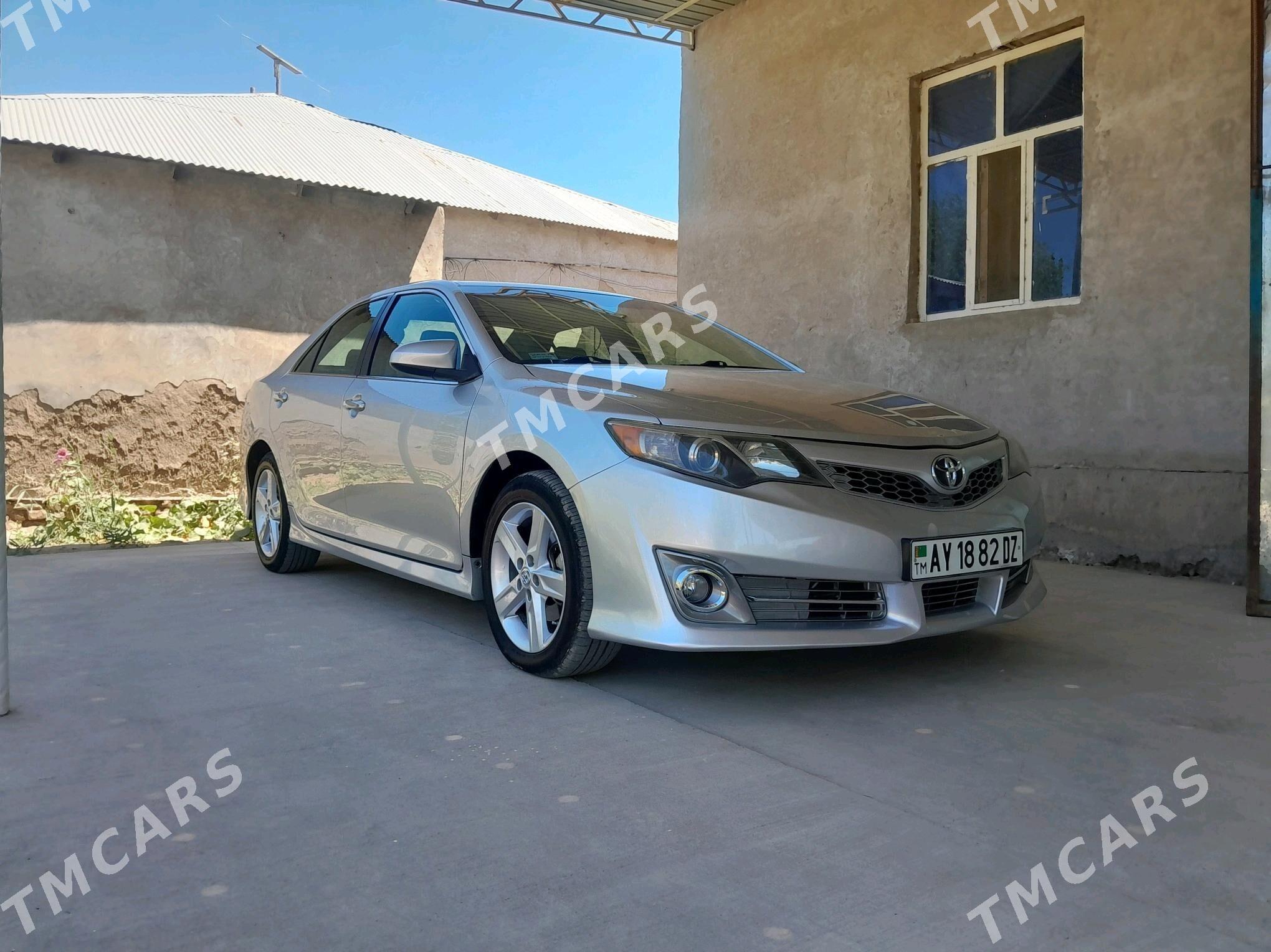 Toyota Camry 2012 - 230 000 TMT - Болдумсаз - img 4