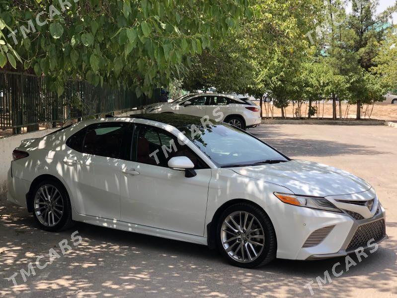 Toyota Camry 2018 - 360 000 TMT - Ашхабад - img 8