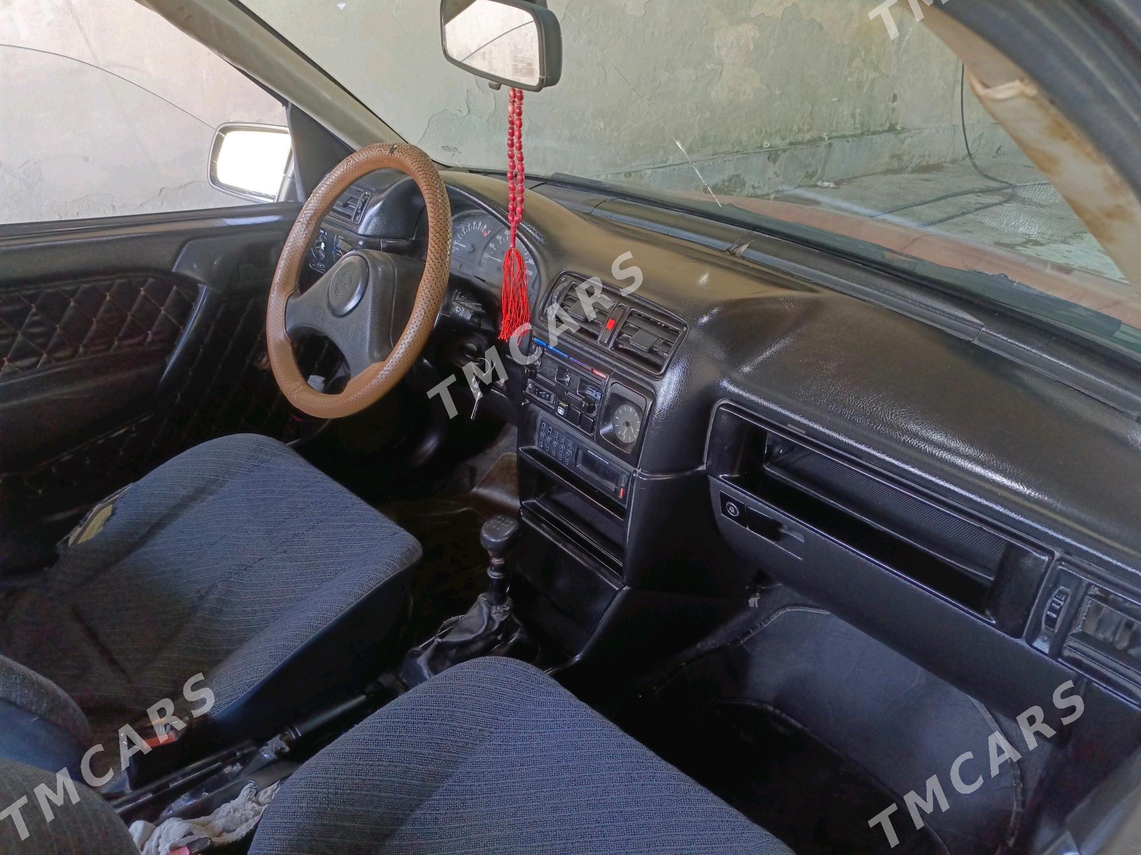 Opel Vectra 1992 - 28 000 TMT - Векильбазар - img 6