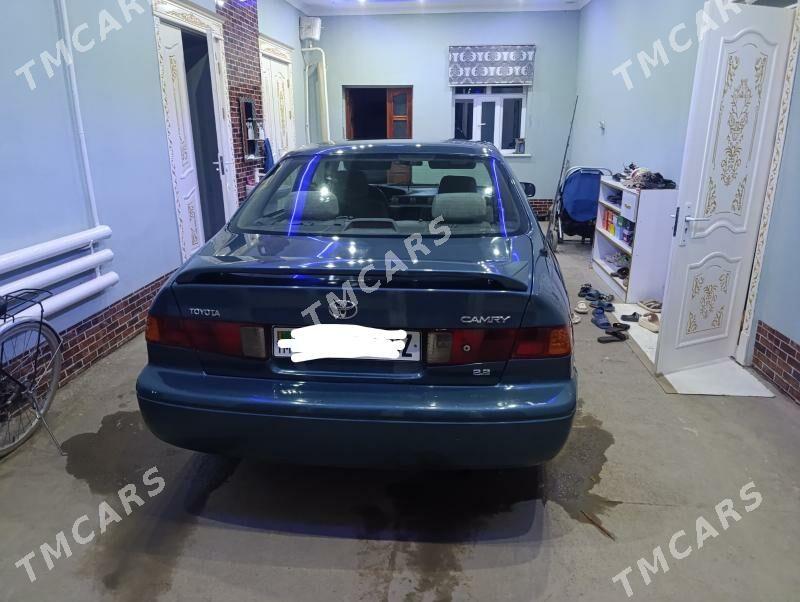 Toyota Camry 2000 - 138 000 TMT - Köneürgenç - img 4
