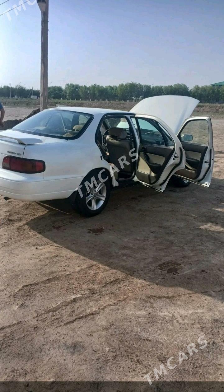 Toyota Camry 1995 - 95 000 TMT - етр. Туркменбаши - img 4