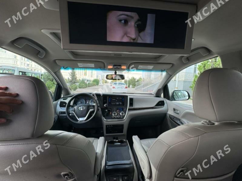 Toyota Sienna 2017 - 370 000 TMT - Ашхабад - img 9