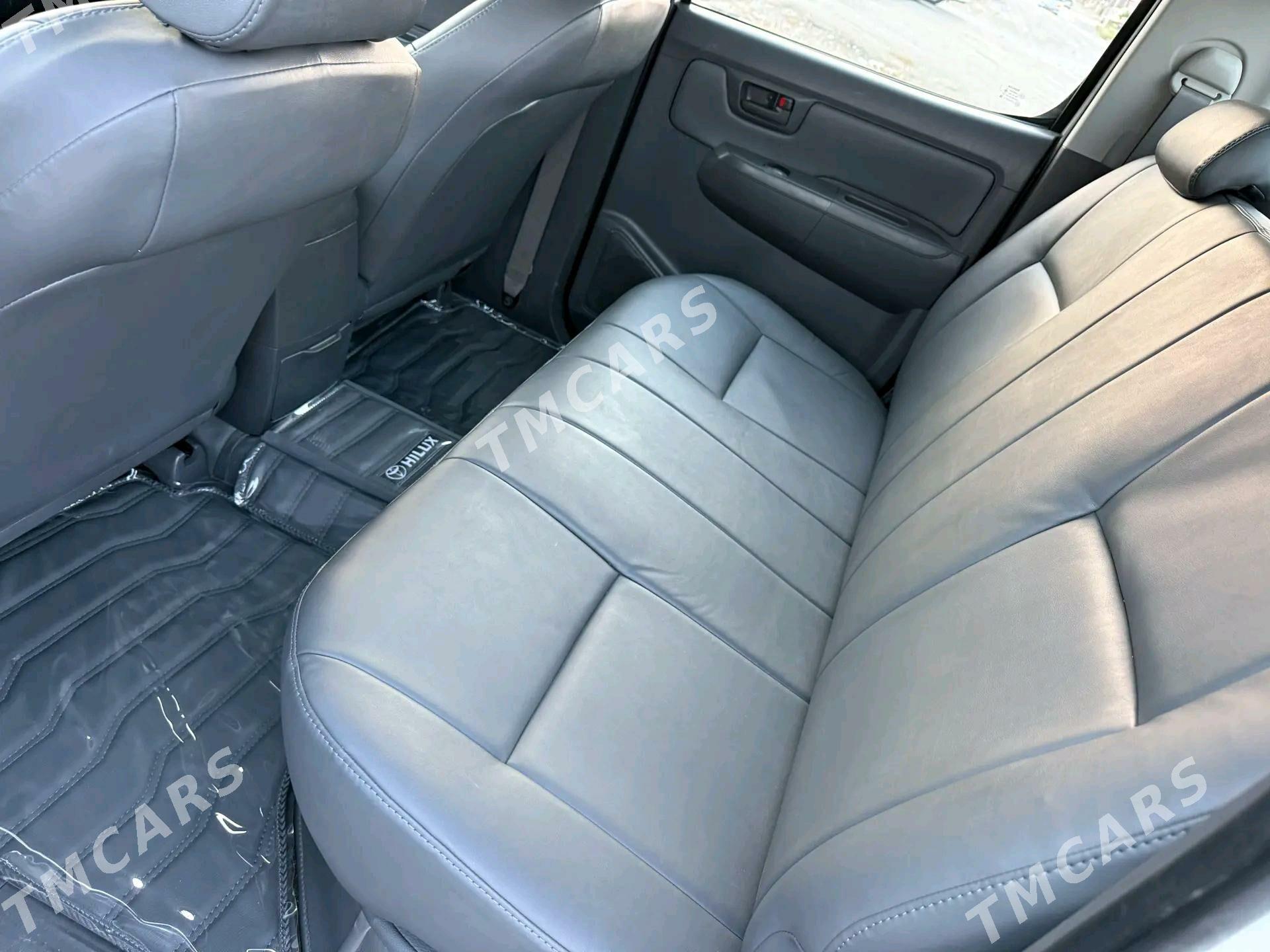 Toyota Hilux 2014 - 410 000 TMT - Туркменабат - img 8