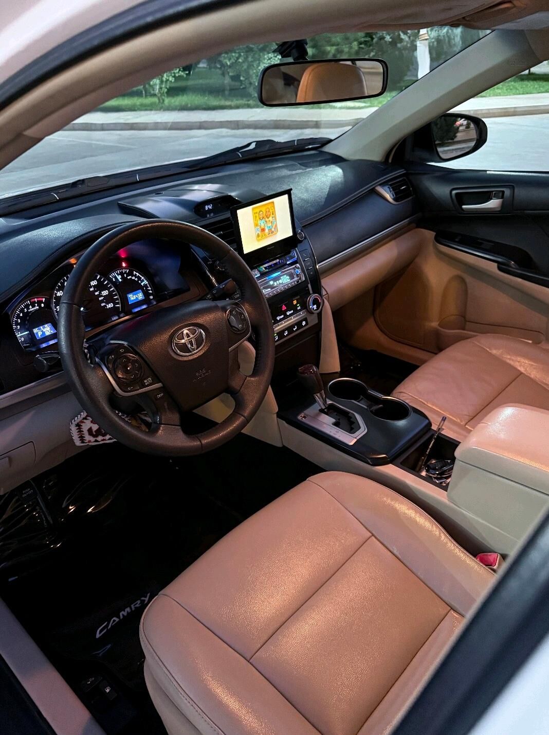Toyota Camry 2014 - 225 000 TMT - Podwoýski köç. (Bitarap Türkmenistan şaýoly) - img 4