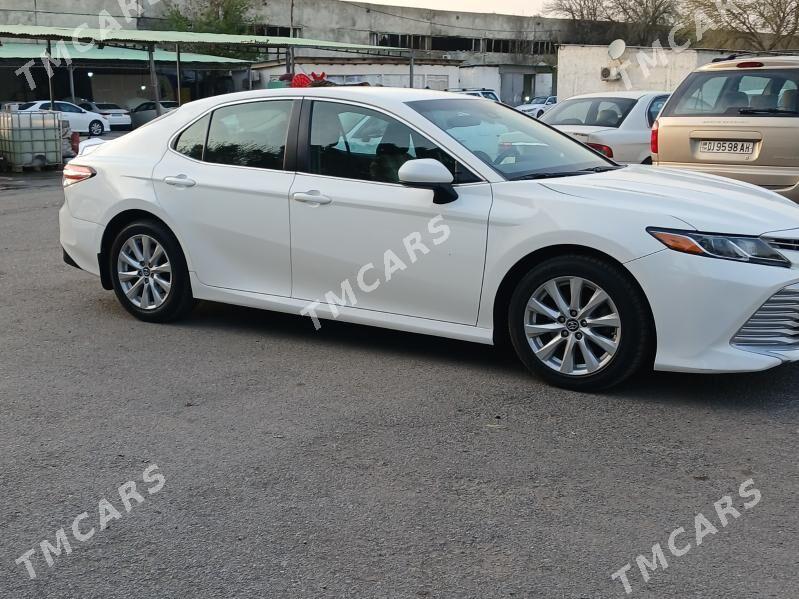 Toyota Camry 2018 - 290 000 TMT - Мир 4 - img 4