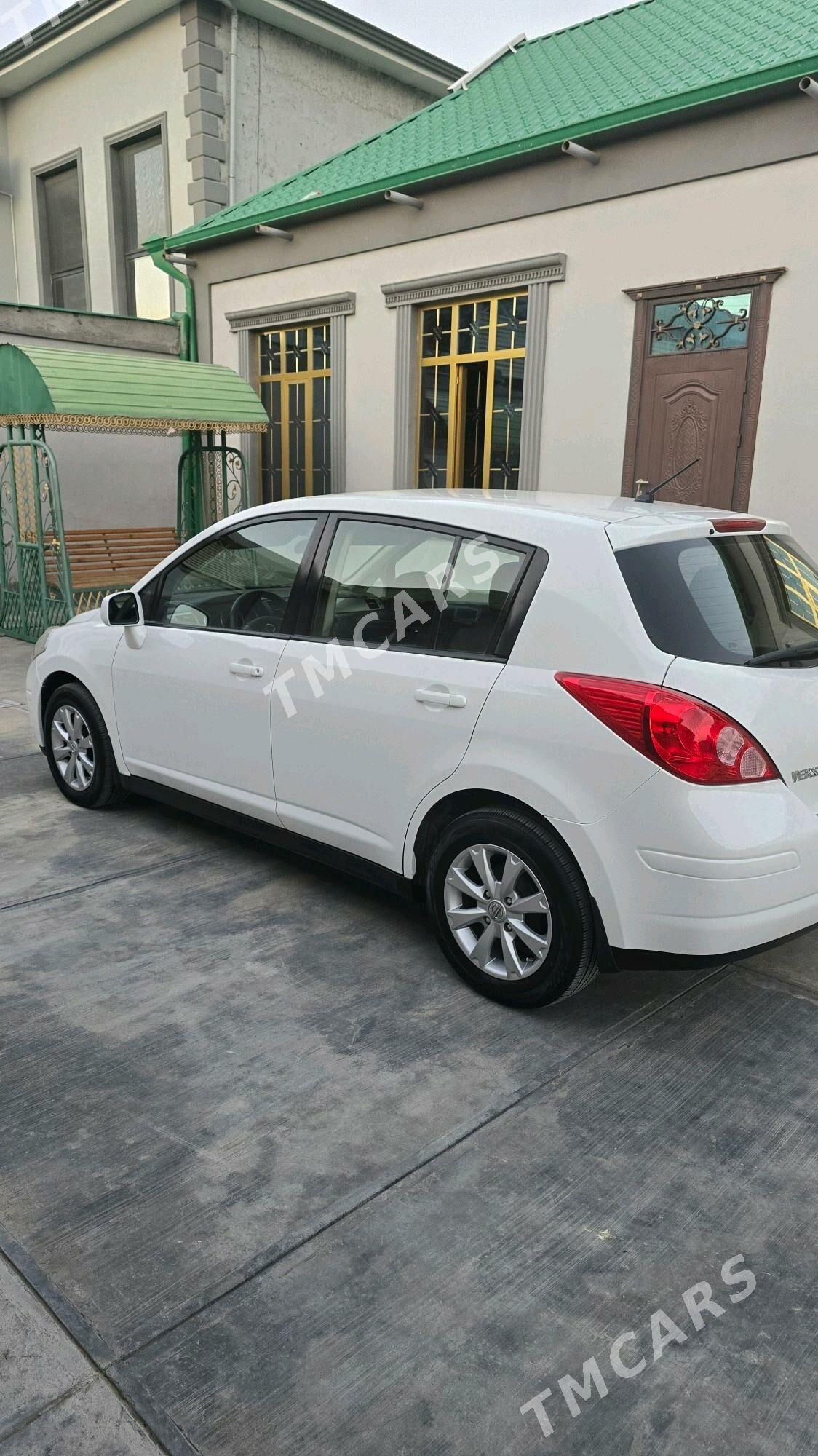 Nissan Versa 2011 - 126 000 TMT - Ашхабад - img 5