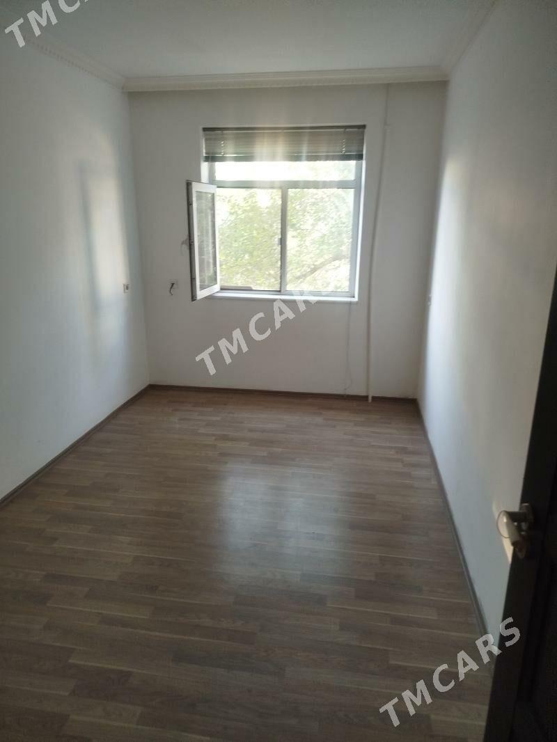 Продаю квартиру 3й квартал - Туркменабат - img 4