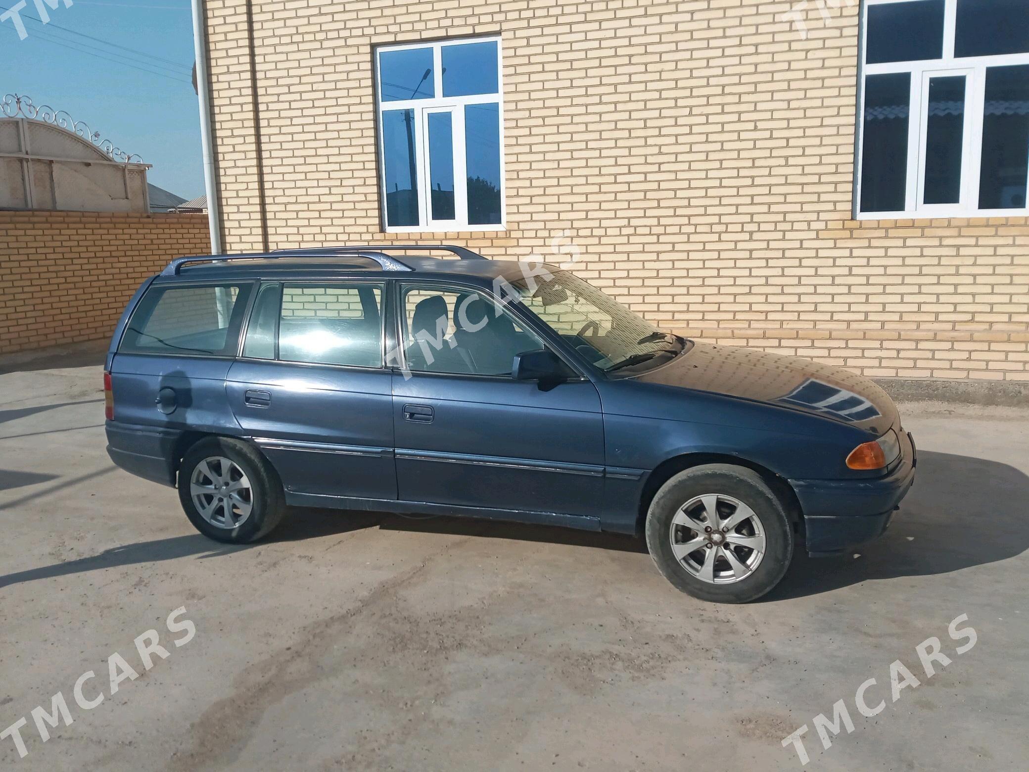 Opel Astra 1992 - 33 000 TMT - Векильбазар - img 3