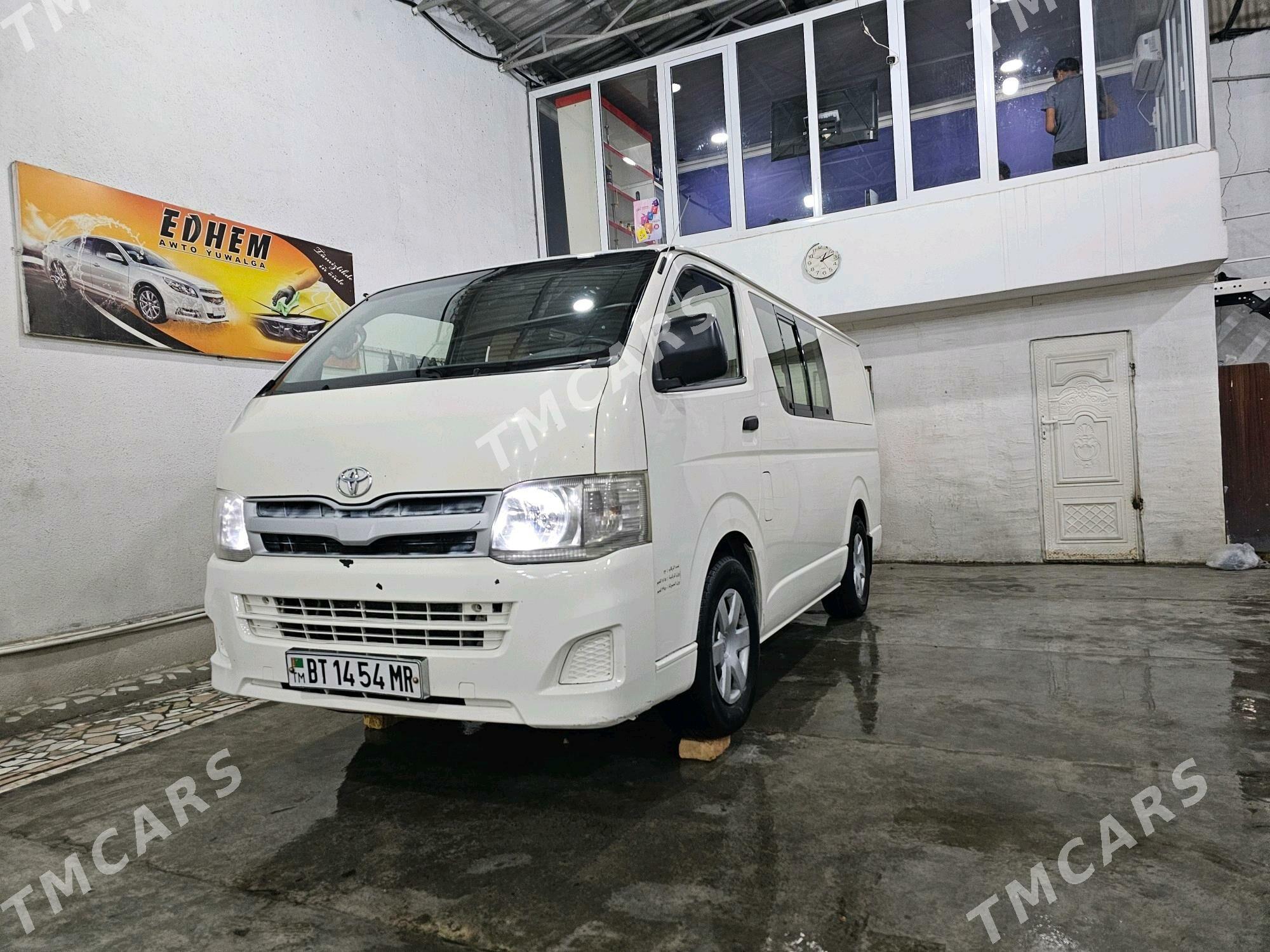 Toyota Hiace 2012 - 320 000 TMT - Baýramaly - img 2