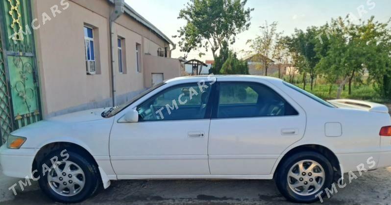 Toyota Camry 2000 - 150 000 TMT - Керки - img 5