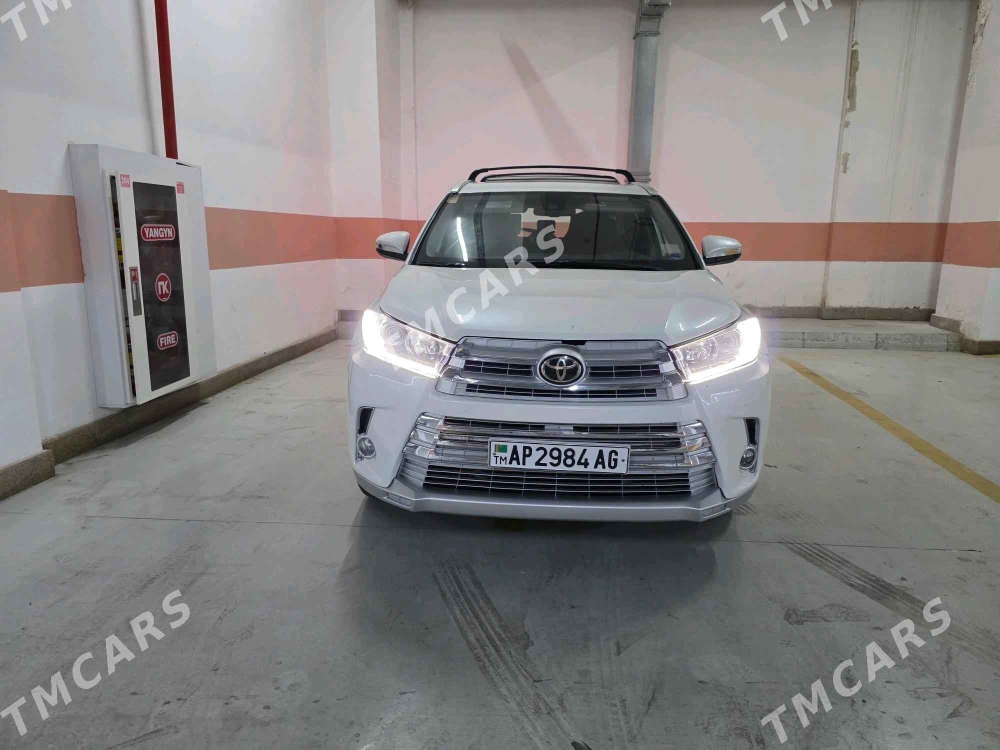 Toyota Highlander 2018 - 390 000 TMT - 4 mkr - img 10