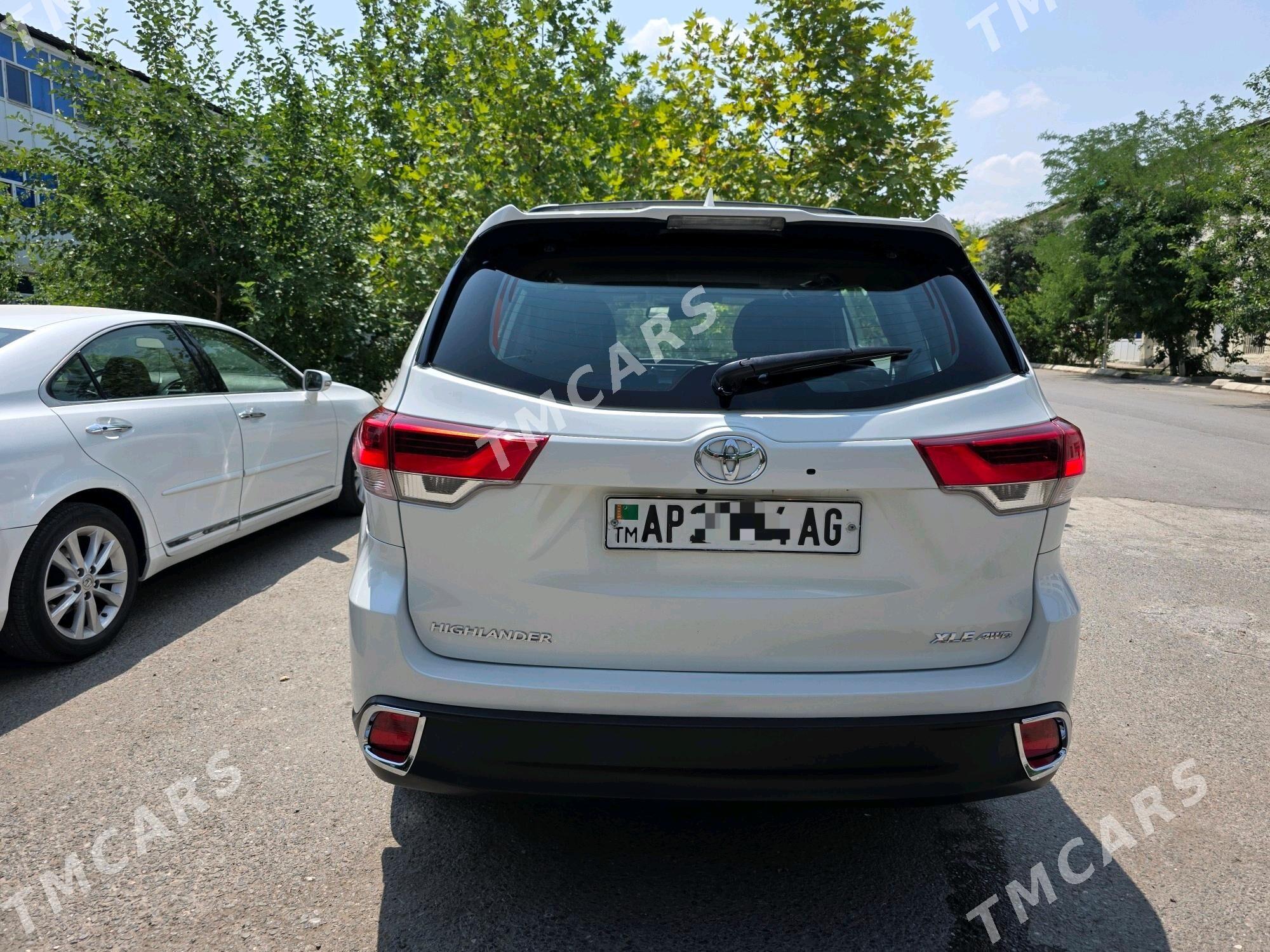 Toyota Highlander 2018 - 390 000 TMT - 4 mkr - img 6