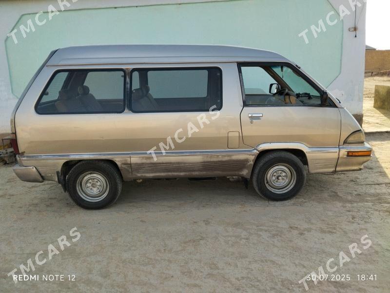 Toyota Town Ace 1990 - 55 000 TMT - Ýolöten - img 5