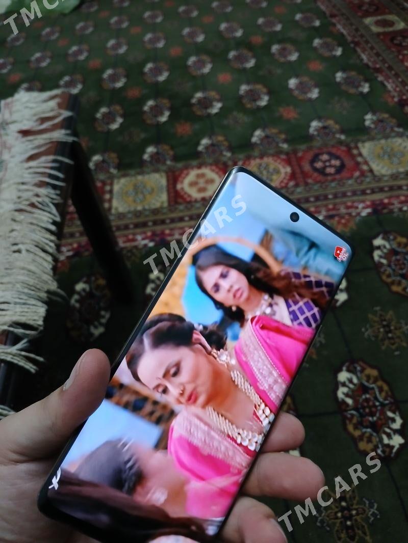 infinix zero30 - Büzmeýin - img 2