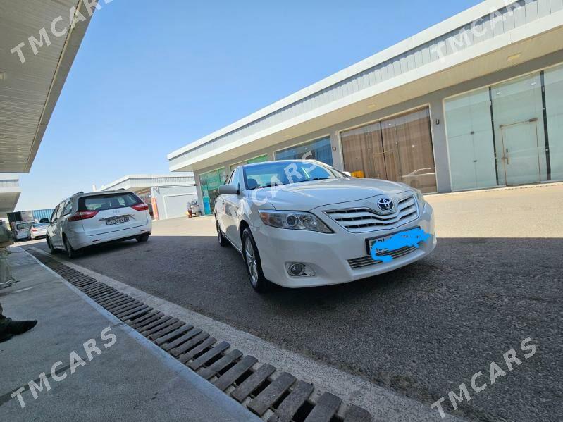 Toyota Camry 2010 - 170 000 TMT - Мары - img 4