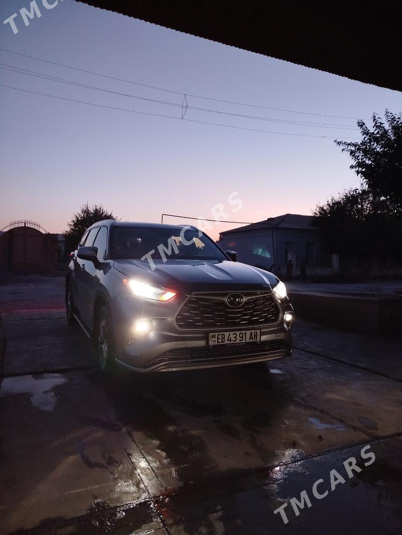 Toyota Highlander 2020 - 565 000 TMT - Теджен - img 2
