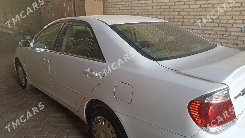 Toyota Camry 2002 - 200 000 TMT - Halaç - img 3