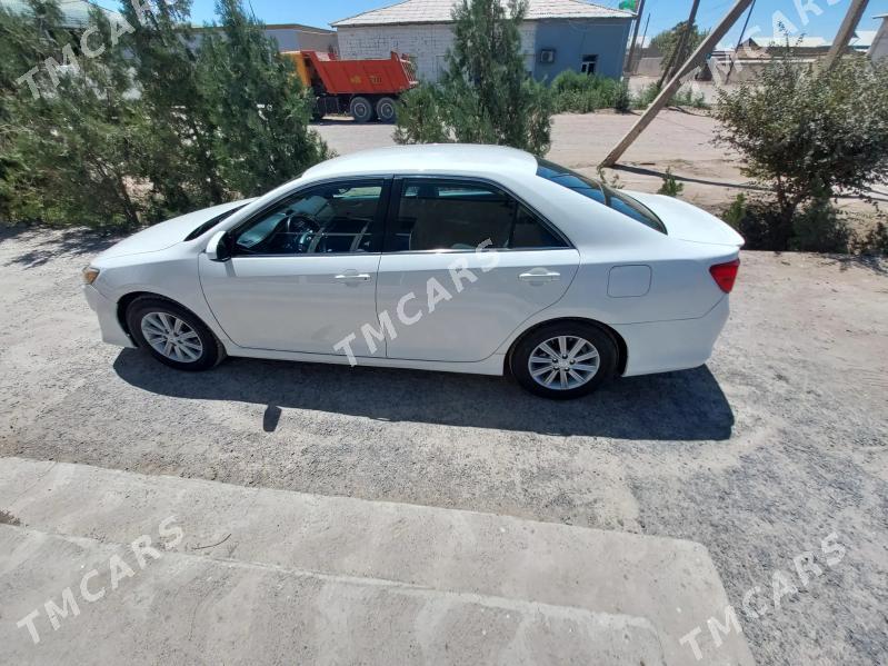 Toyota Camry 2013 - 210 000 TMT - Köneürgenç - img 4