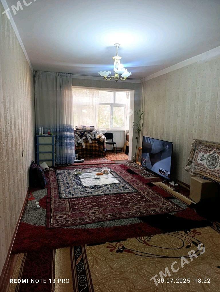 11 mkr 4/2 etazy 2 kom - Ашхабад - img 5