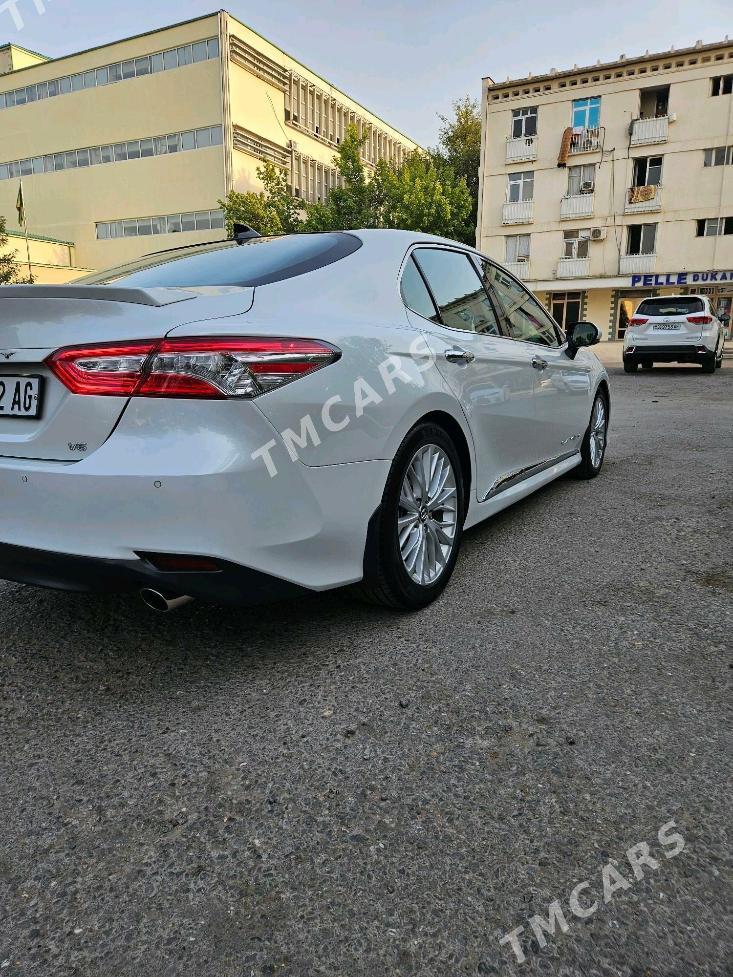 Toyota Camry 2018 - 415 000 TMT - Ашхабад - img 7