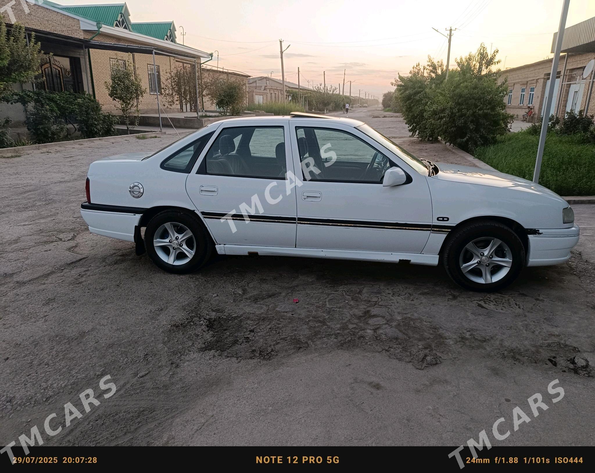 Opel Vectra 1993 - 50 000 TMT - Чарджоу - img 5
