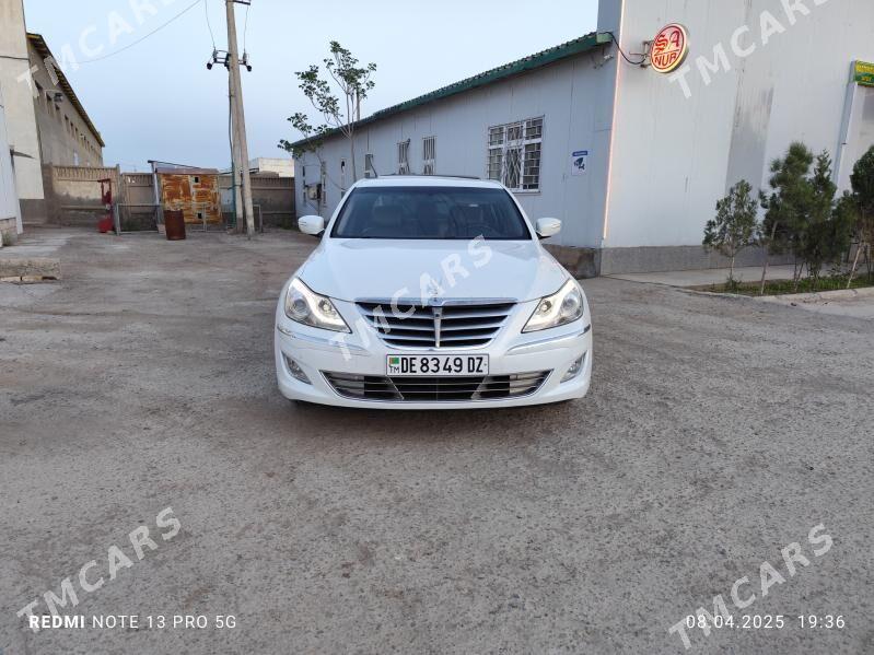 Hyundai Genesis 2012 - 250 000 TMT - Дашогуз - img 8
