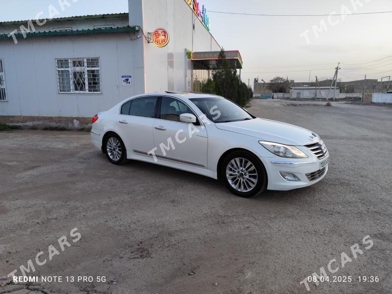 Hyundai Genesis 2012 - 250 000 TMT - Дашогуз - img 10
