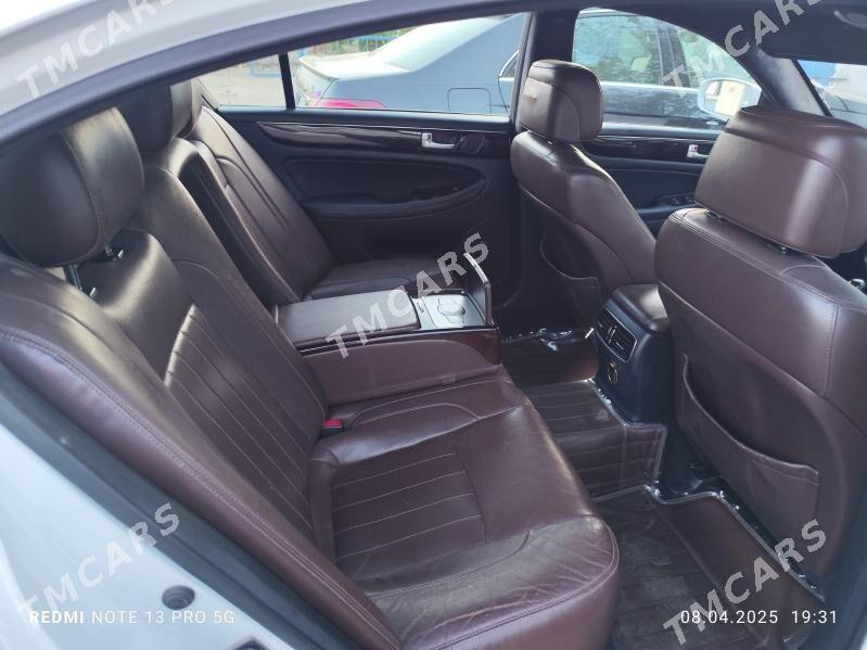 Hyundai Genesis 2012 - 250 000 TMT - Дашогуз - img 7