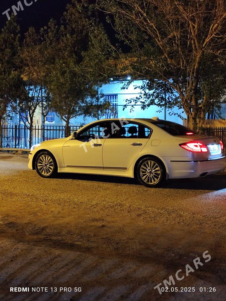 Hyundai Genesis 2012 - 250 000 TMT - Дашогуз - img 3