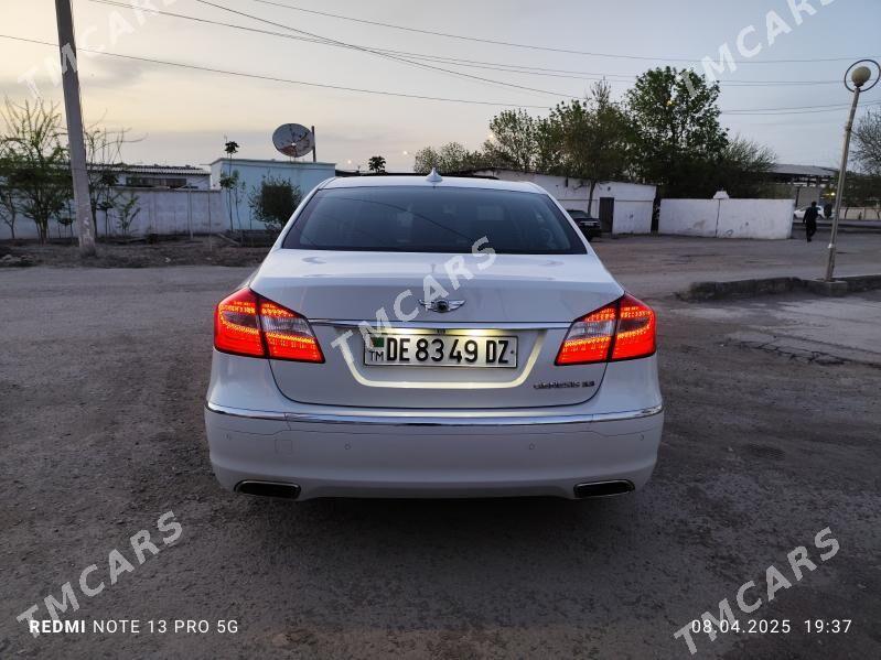 Hyundai Genesis 2012 - 250 000 TMT - Дашогуз - img 5