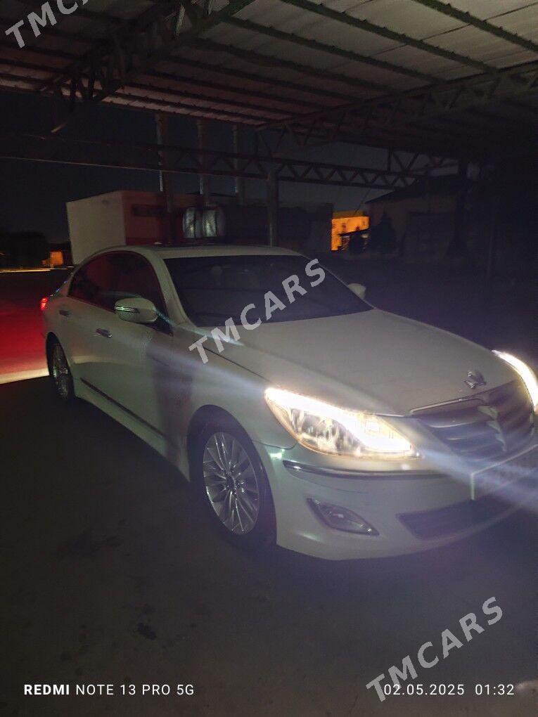 Hyundai Genesis 2012 - 250 000 TMT - Дашогуз - img 2
