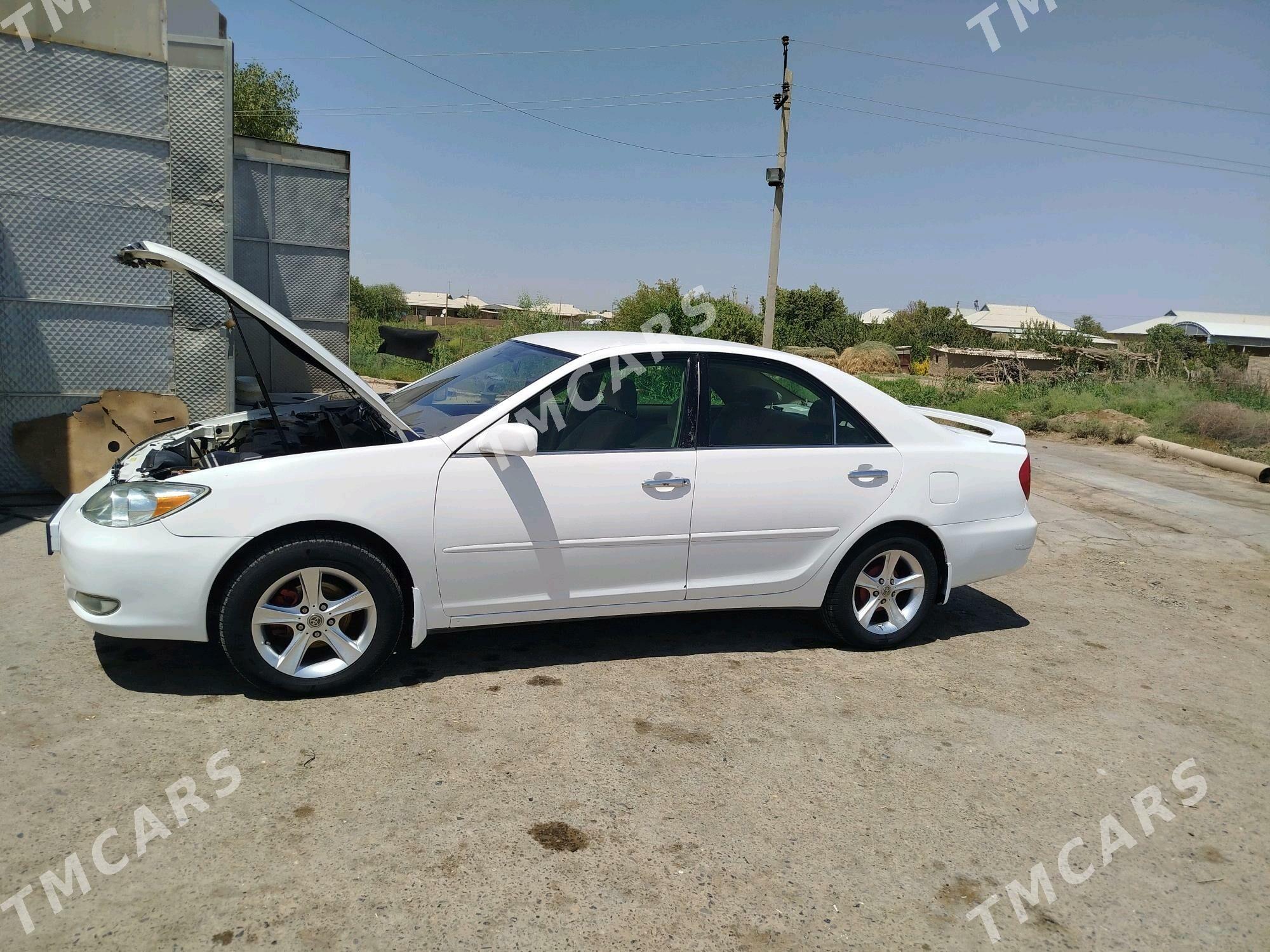 Toyota Camry 2002 - 140 000 TMT - Мургап - img 2