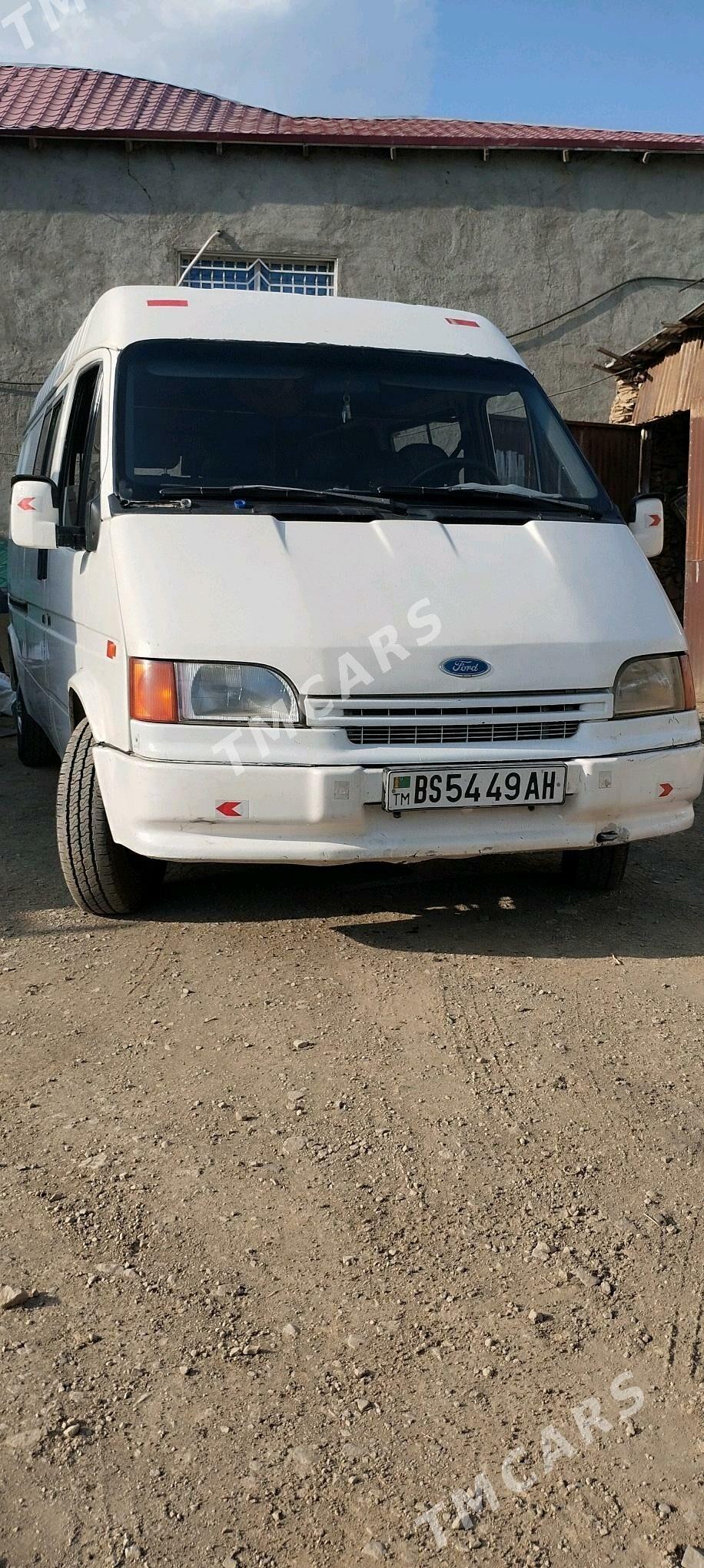Ford Transit Connect 2009 - 50 000 TMT - Бахарден - img 3