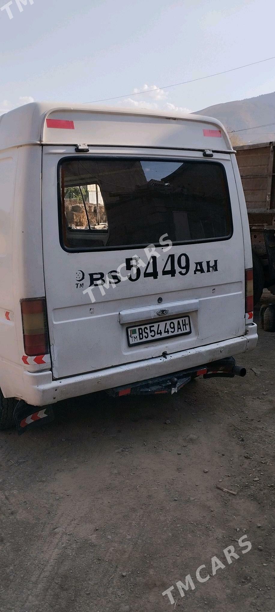 Ford Transit Connect 2009 - 50 000 TMT - Бахарден - img 5