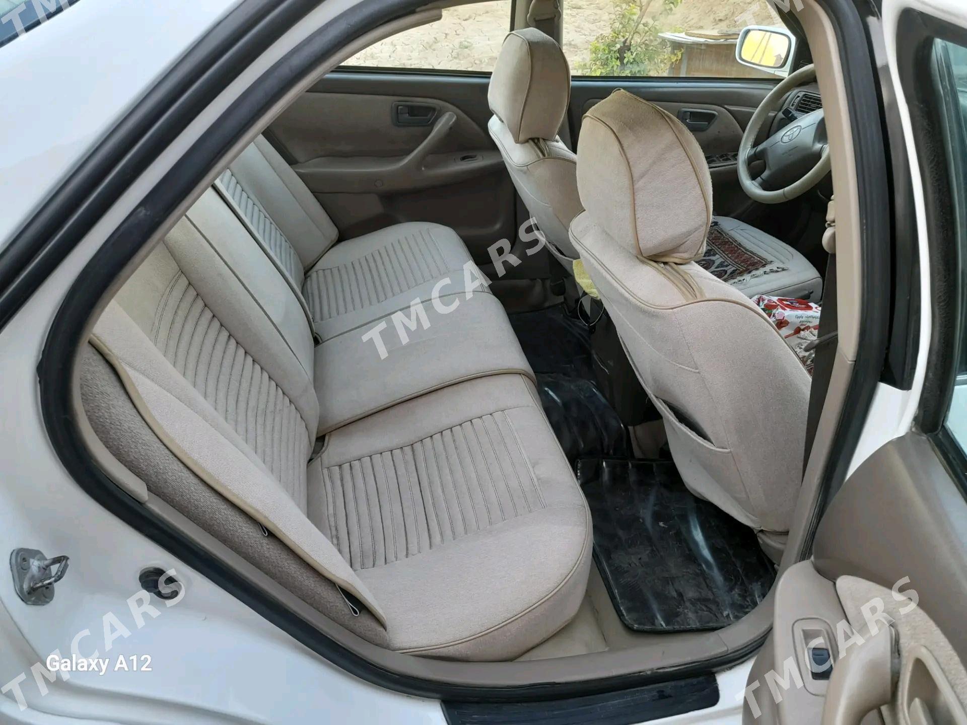 Toyota Camry 2000 - 130 000 TMT - Sarahs - img 2