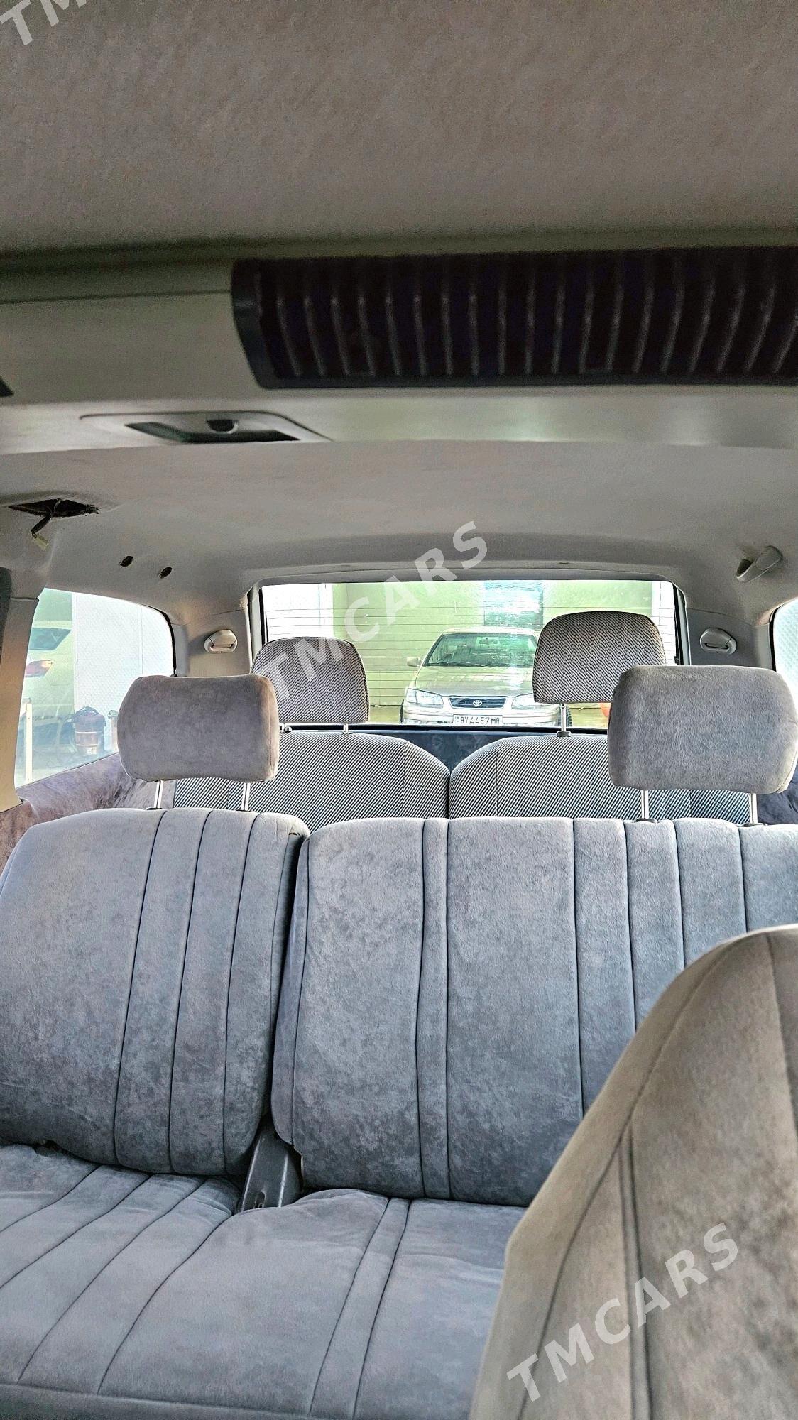 Toyota Previa 1992 - 75 000 TMT - Мары - img 4