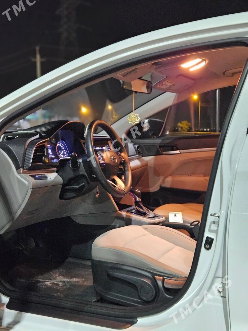 Hyundai Elantra 2019 - 208 000 TMT - Aşgabat - img 7