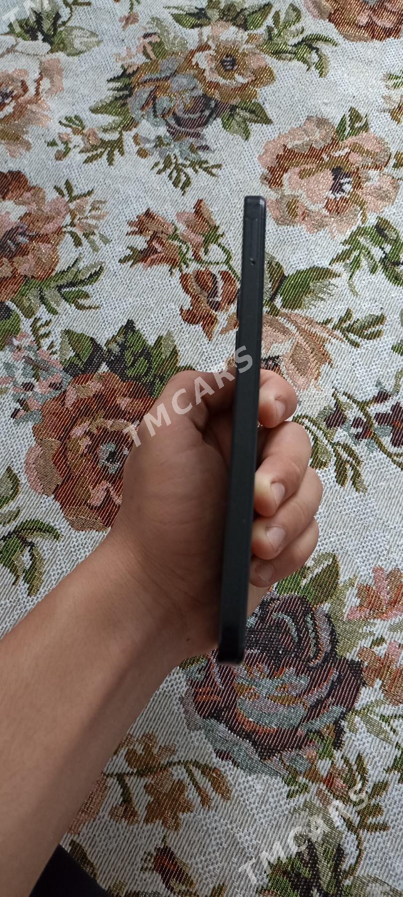 iphone x xs   abmen  redmi 12 - Mary - img 9
