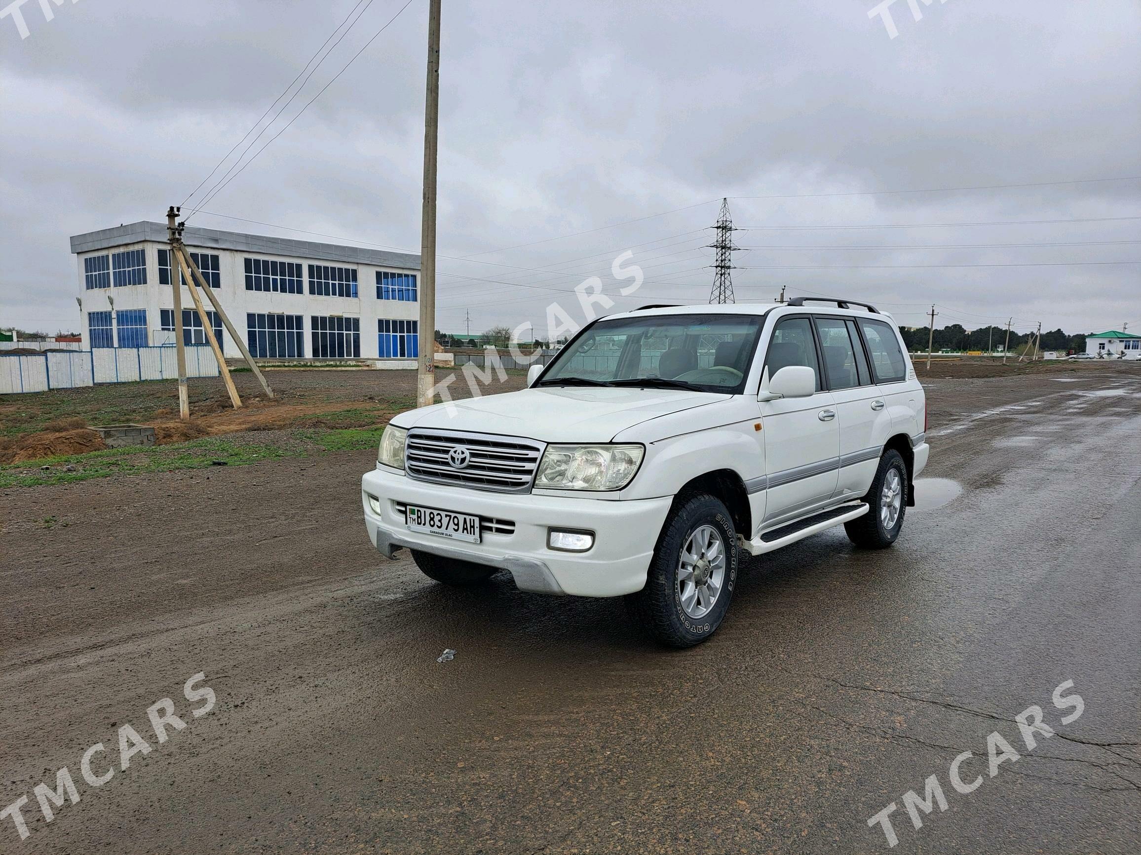 Toyota Land Cruiser 2000 - 200 000 TMT - Kaka - img 2