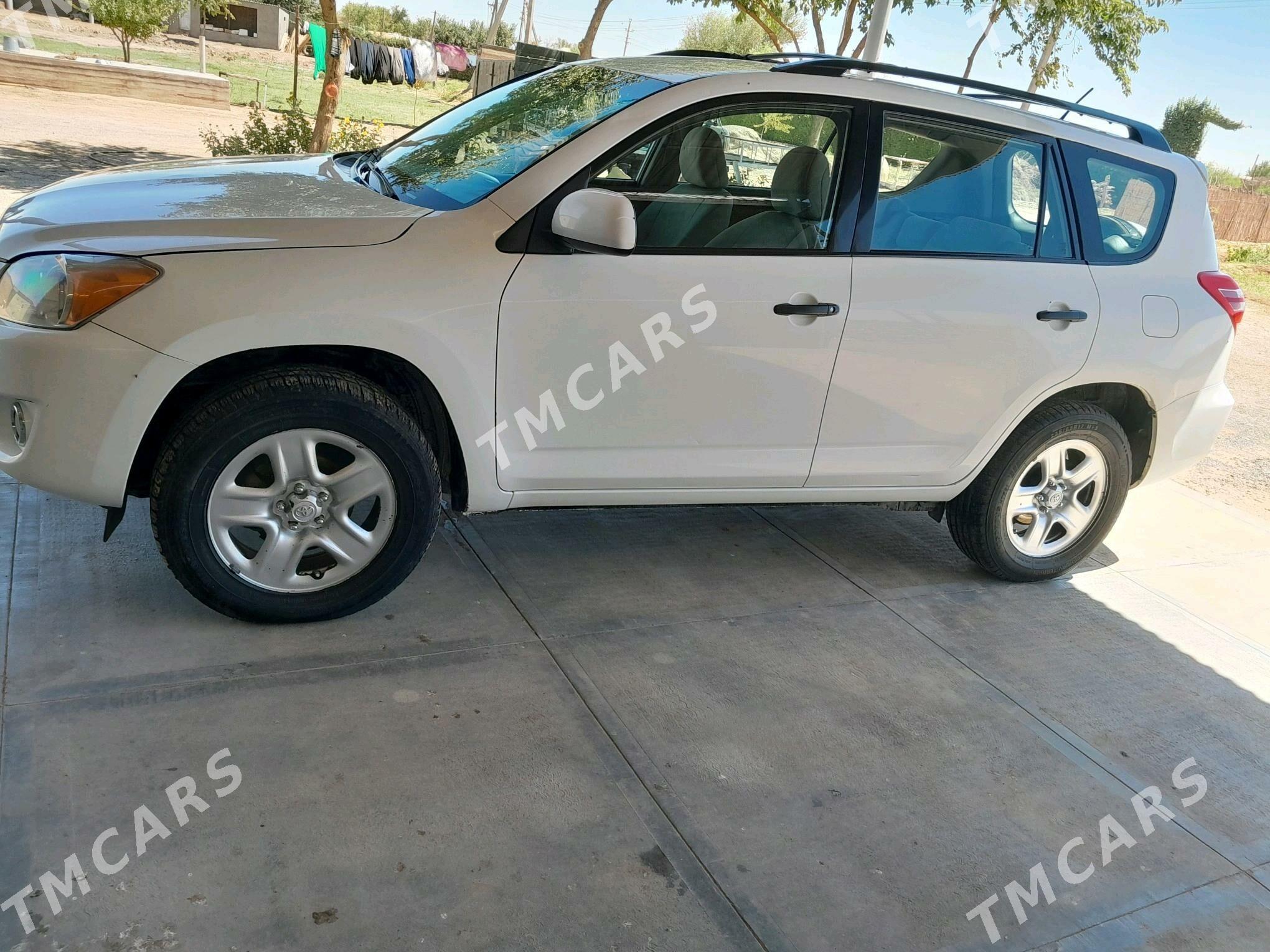 Toyota RAV4 2011 - 170 000 TMT - Tejen - img 2